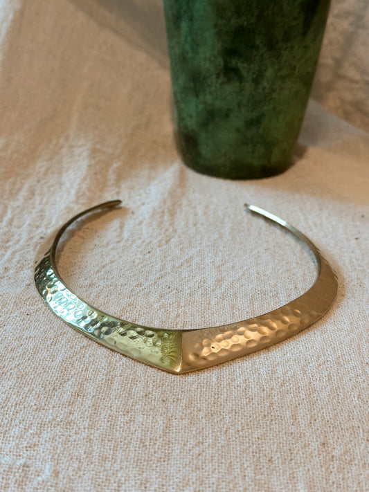 Dhanada Choker