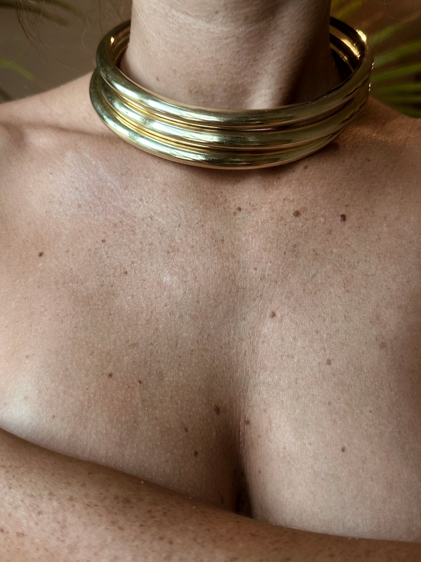 Ekhi Choker